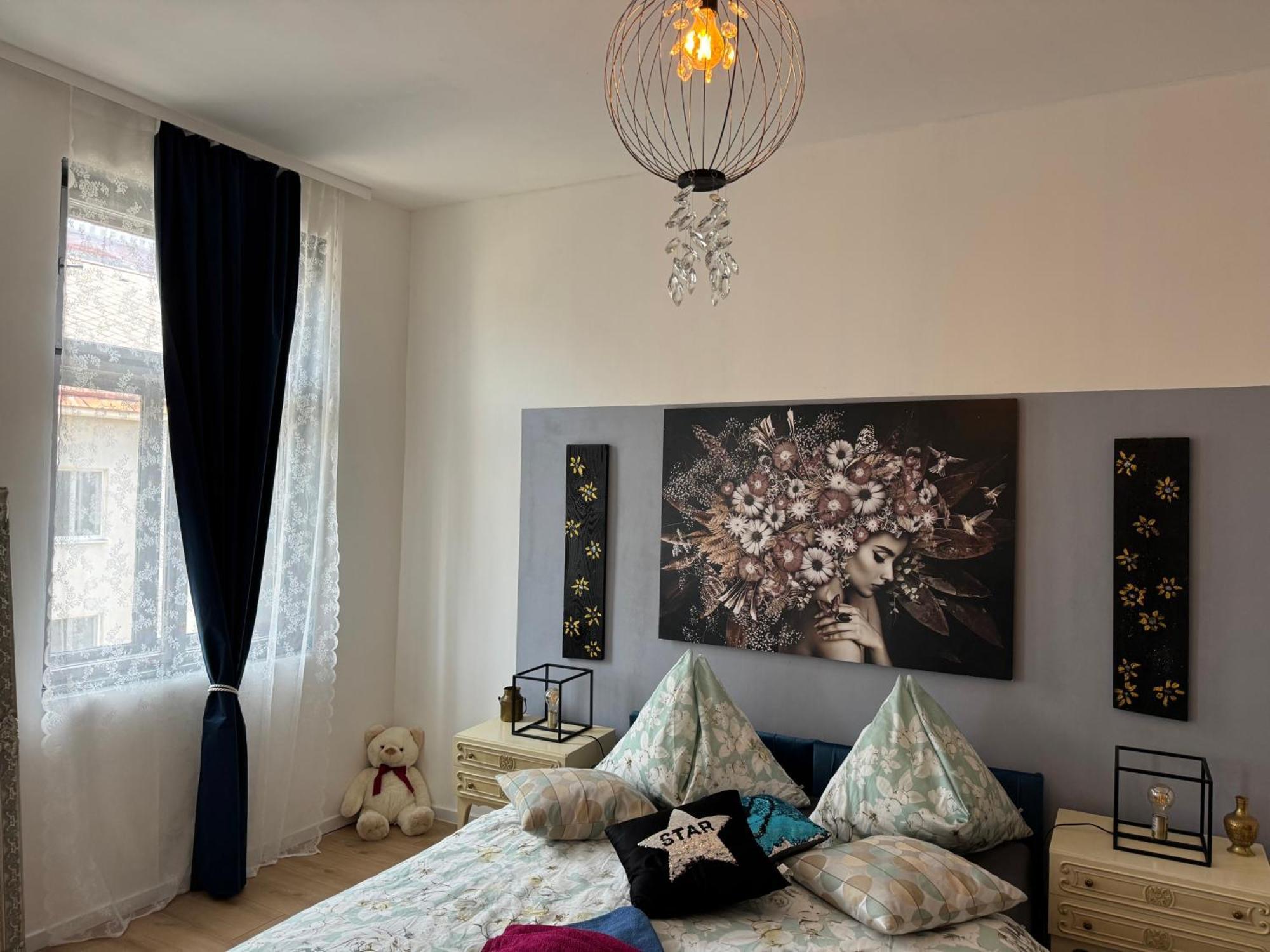 City Life Apartment! Wina Bagian luar foto