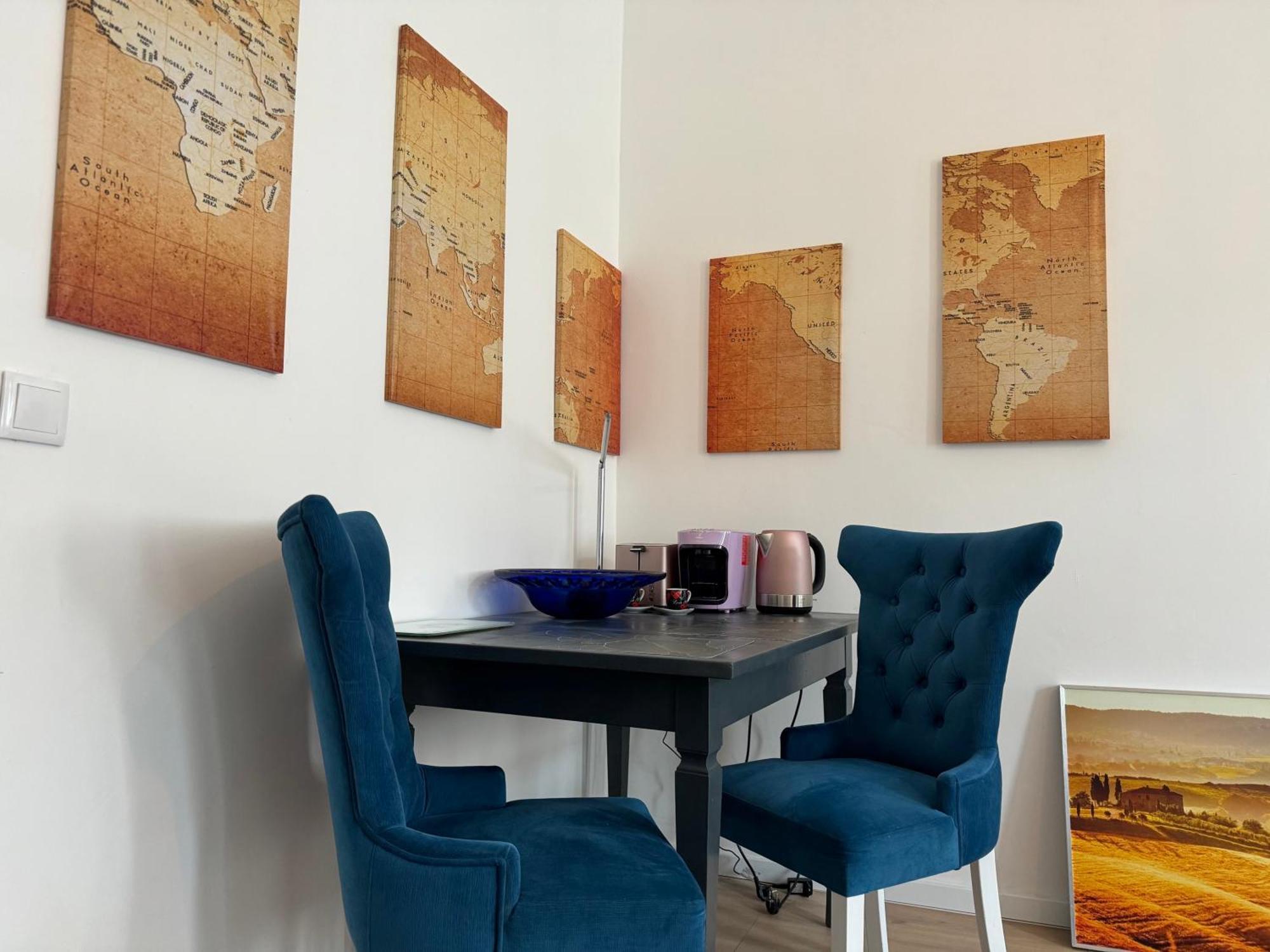 City Life Apartment! Wina Bagian luar foto